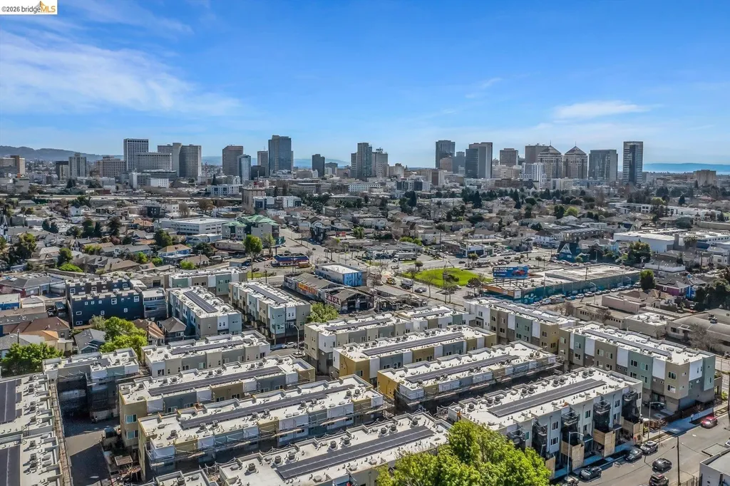 2229 Myrtle Street Oakland CA 94607