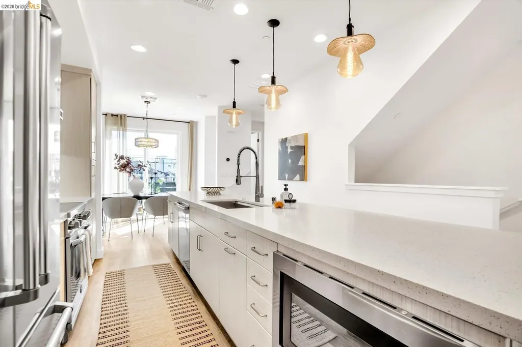 2229 Myrtle Street Oakland CA 94607