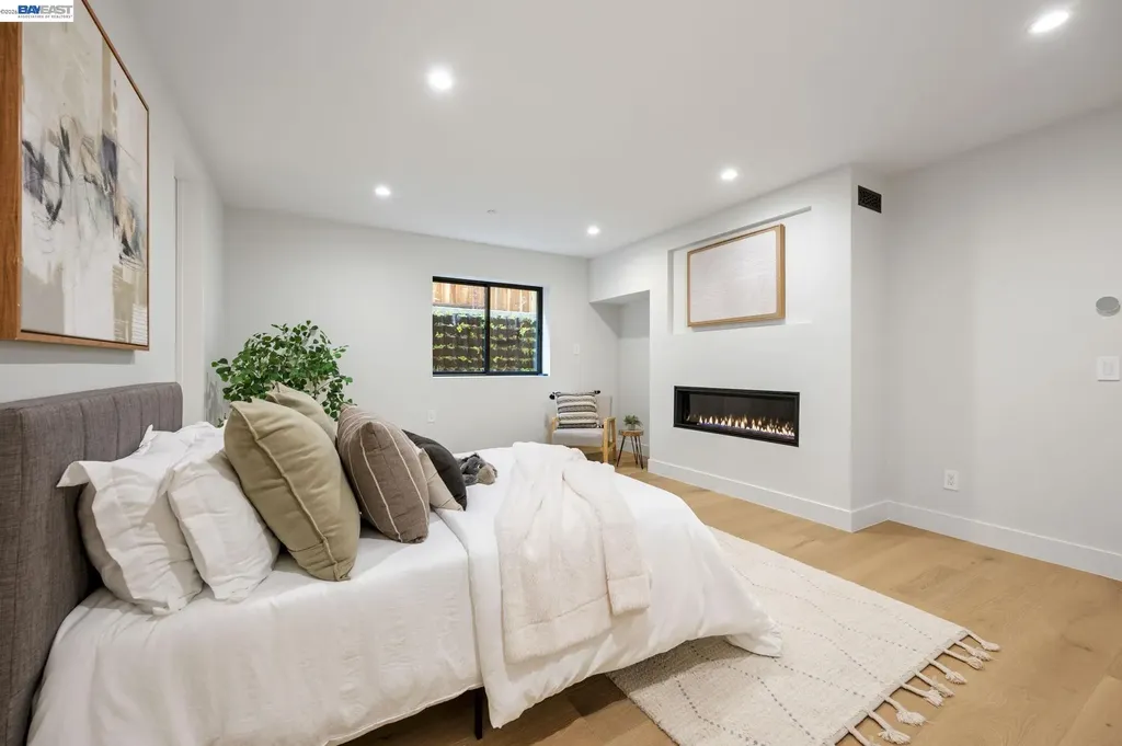 5883 Margarido Drive Oakland CA 94618