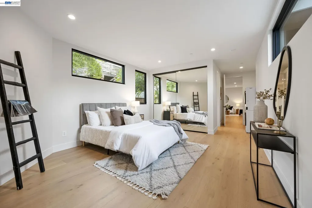 5883 Margarido Drive Oakland CA 94618