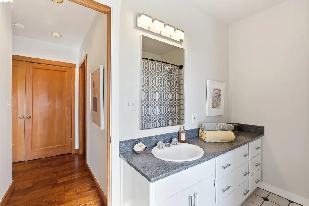 8440 Terrace Drive El Cerrito CA 94530