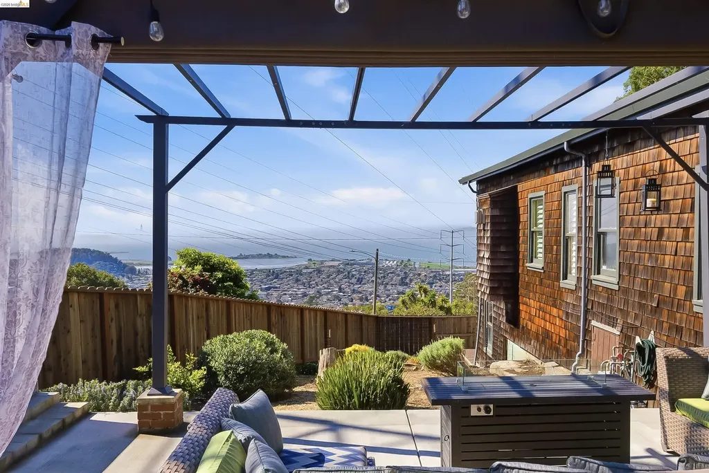 8440 Terrace Drive El Cerrito CA 94530