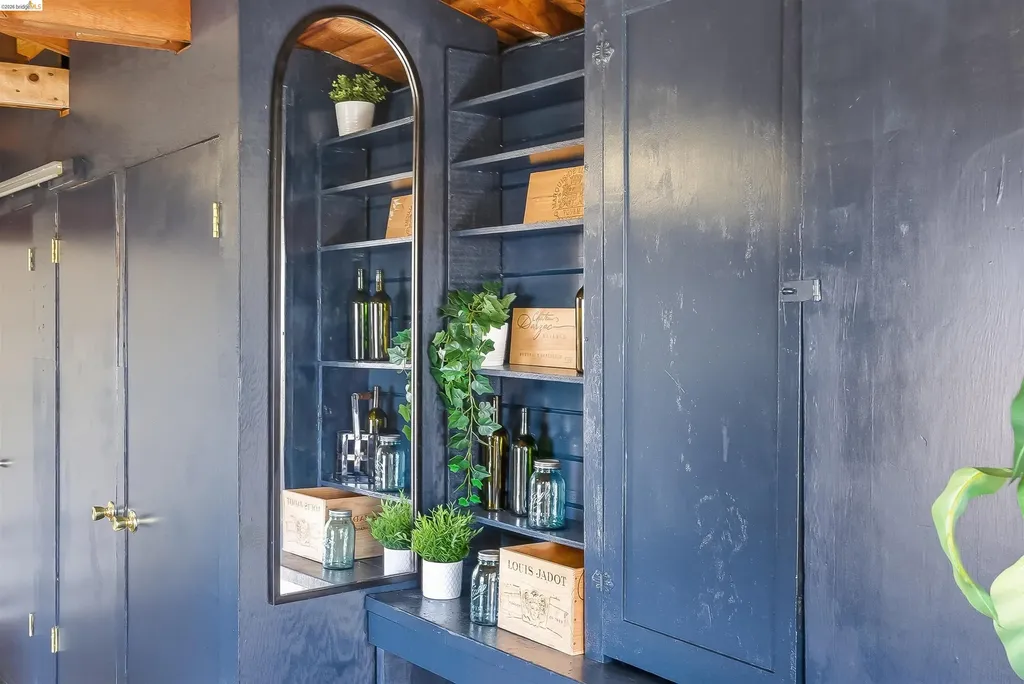 8440 Terrace Drive El Cerrito CA 94530