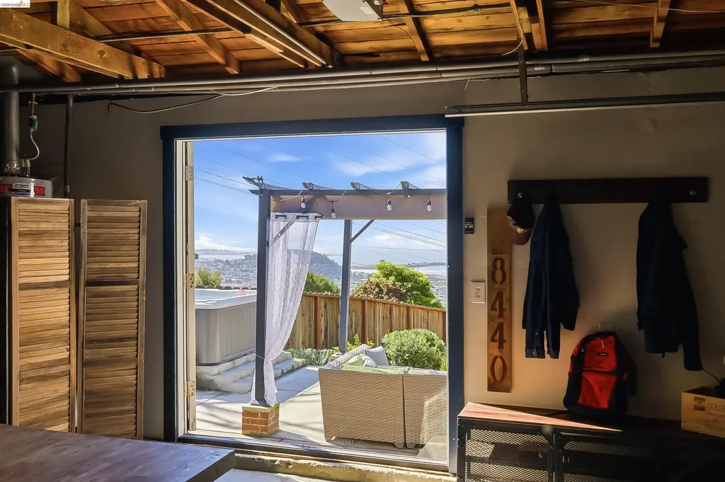 8440 Terrace Drive El Cerrito CA 94530