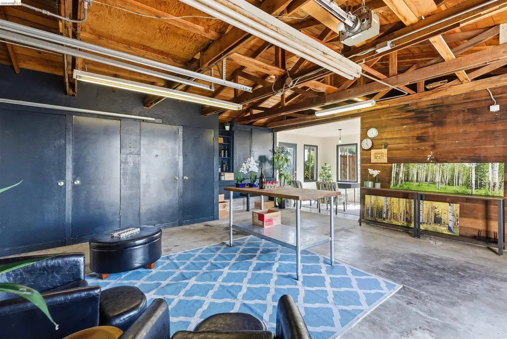 8440 Terrace Drive El Cerrito CA 94530