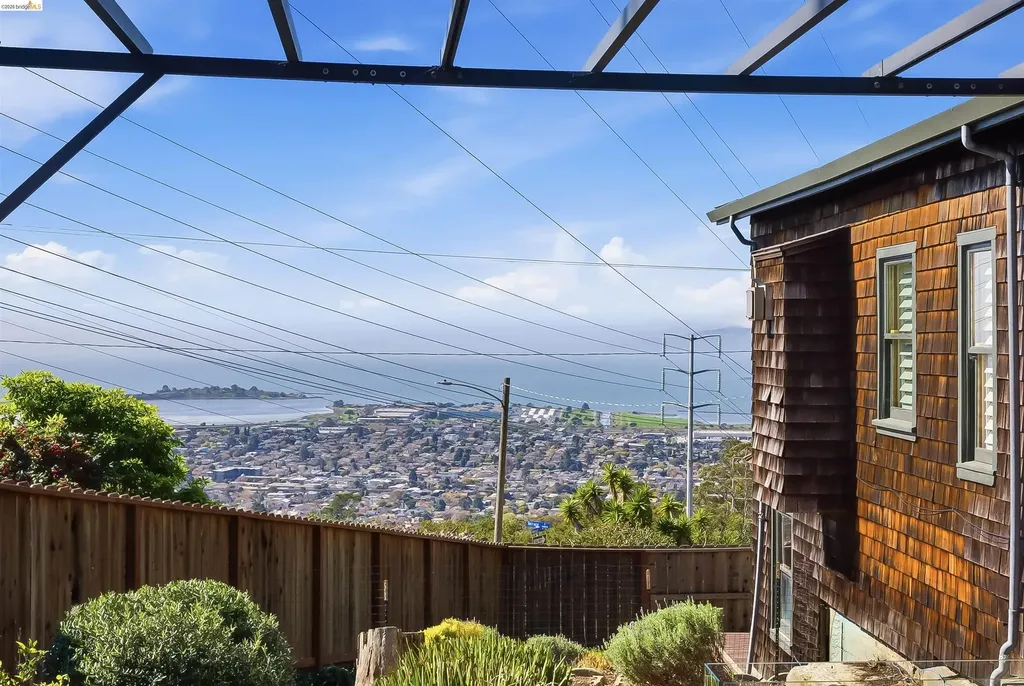 8440 Terrace Drive El Cerrito CA 94530