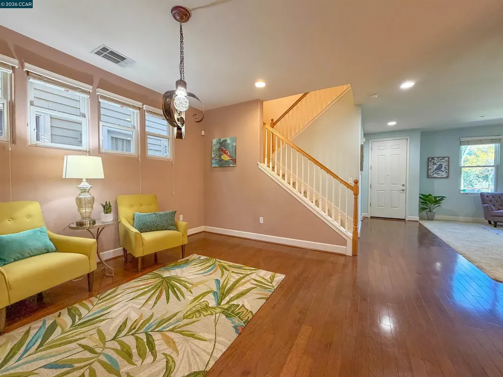 3198 Front Street Hercules CA 94547