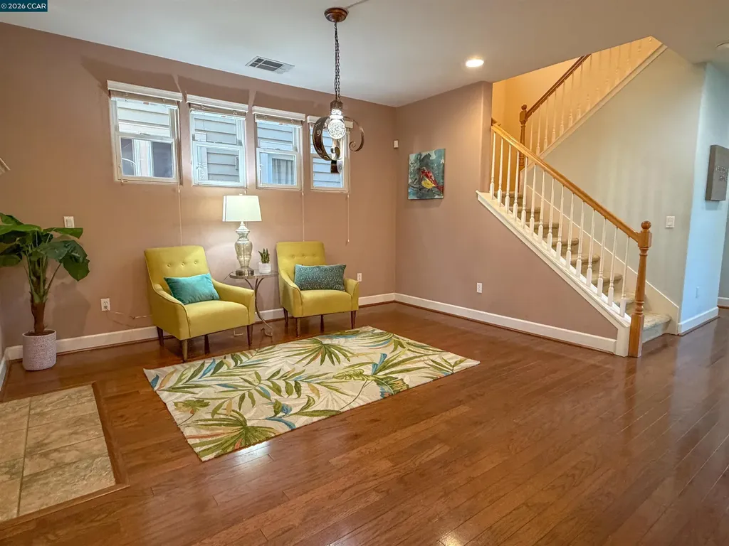 3198 Front Street Hercules CA 94547