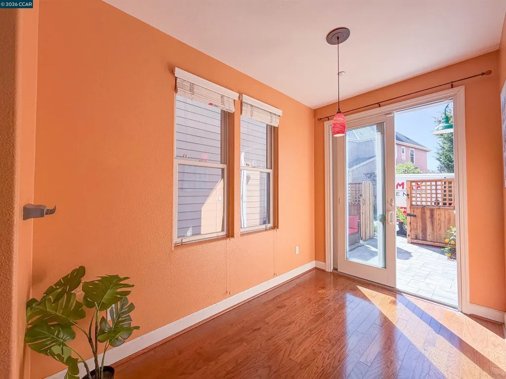 3198 Front Street Hercules CA 94547