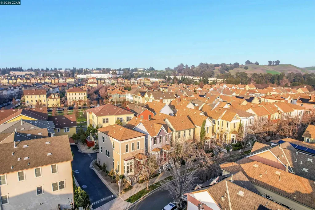 3198 Front Street Hercules CA 94547