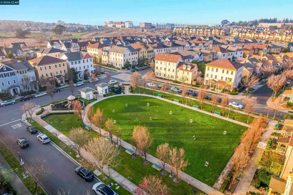 3198 Front Street Hercules CA 94547