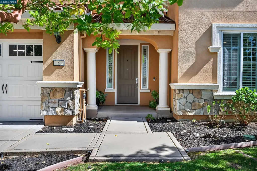 6 Tullach Place Hayward CA 94542