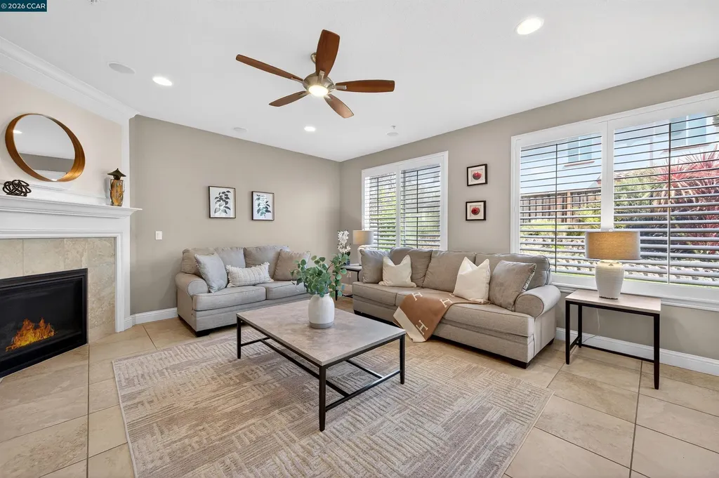 6 Tullach Place Hayward CA 94542