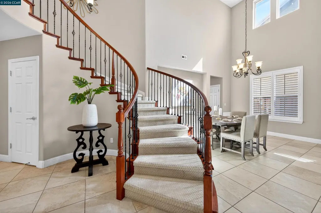 6 Tullach Place Hayward CA 94542