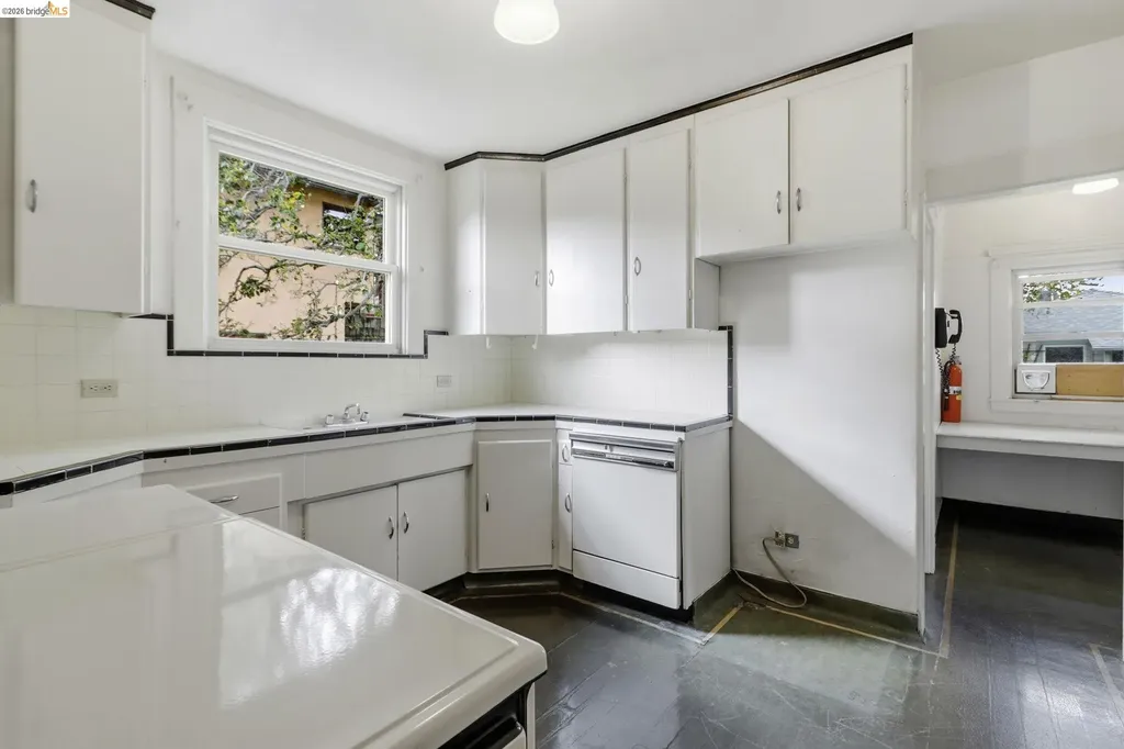 1529 Ada Street Berkeley CA 94703