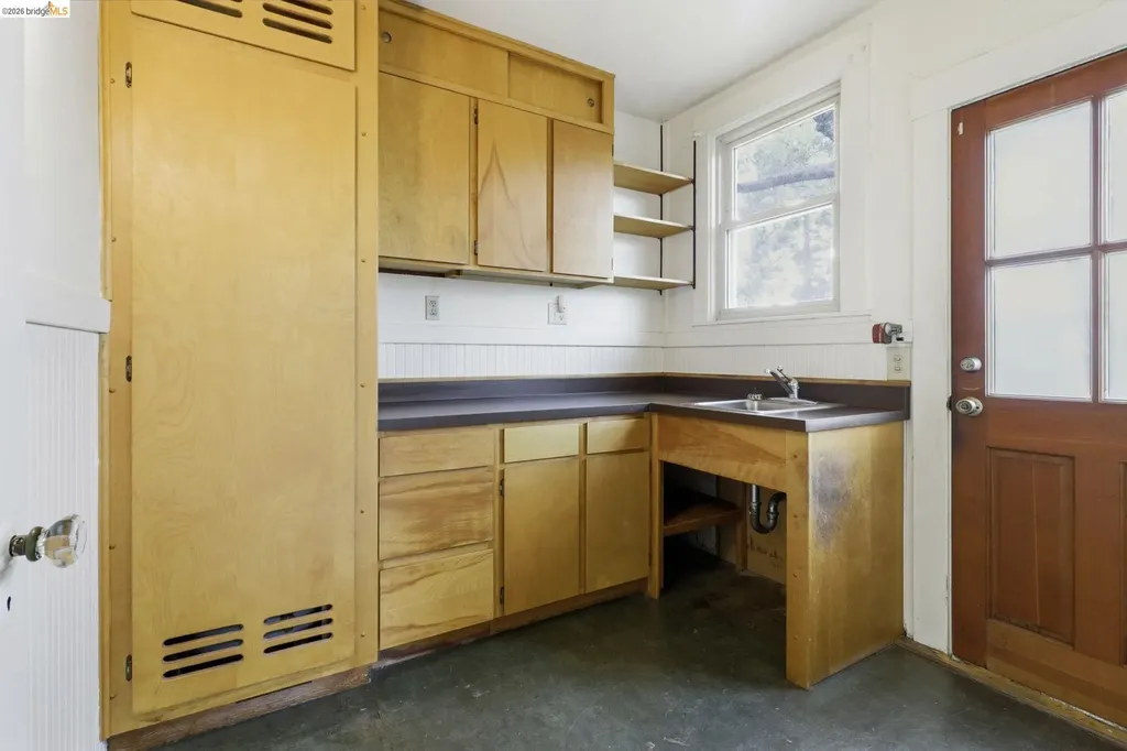 1529 Ada Street Berkeley CA 94703