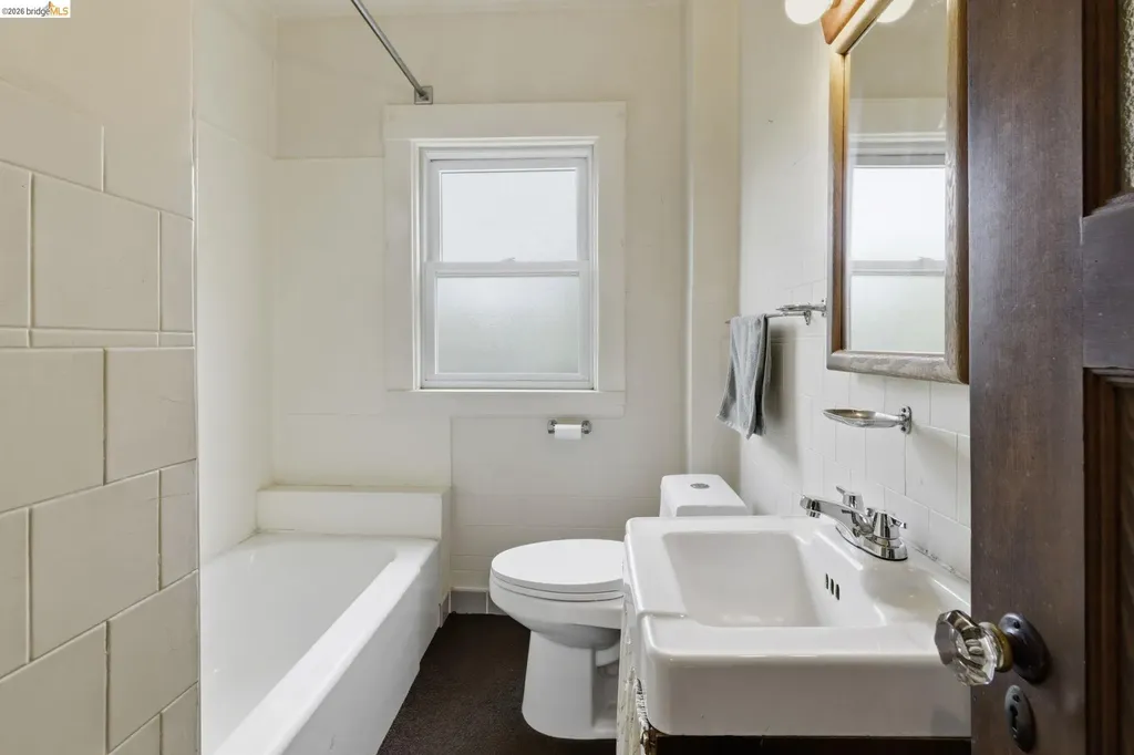 1529 Ada Street Berkeley CA 94703