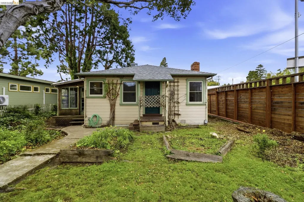 1529 Ada Street Berkeley CA 94703