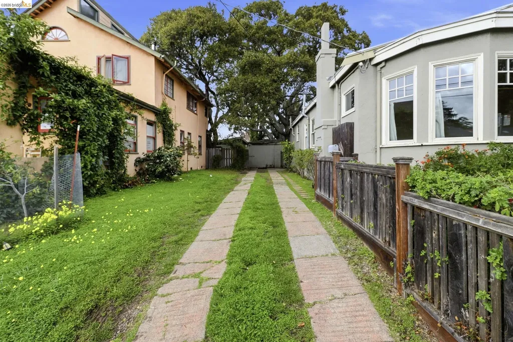 1529 Ada Street Berkeley CA 94703