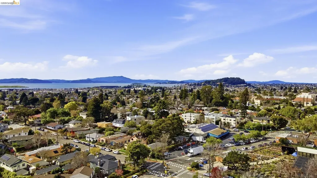 1529 Ada Street Berkeley CA 94703