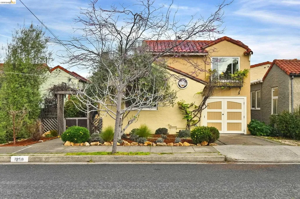 Albany CA, 1259 Portland Avenue