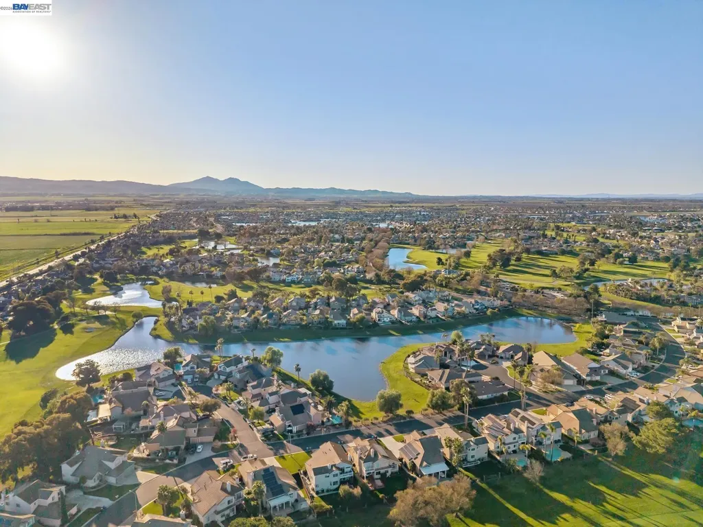 2142 Prestwick Drive Discovery Bay CA 94505