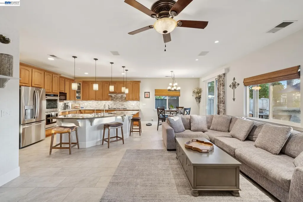 2142 Prestwick Drive Discovery Bay CA 94505