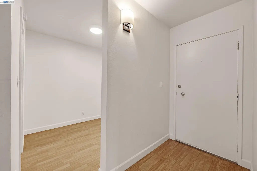 771 Kingston Avenue Oakland CA 94611