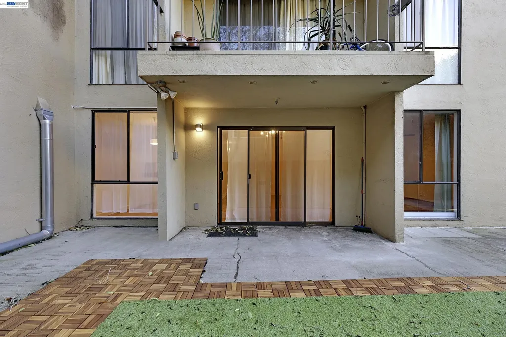 771 Kingston Avenue Oakland CA 94611