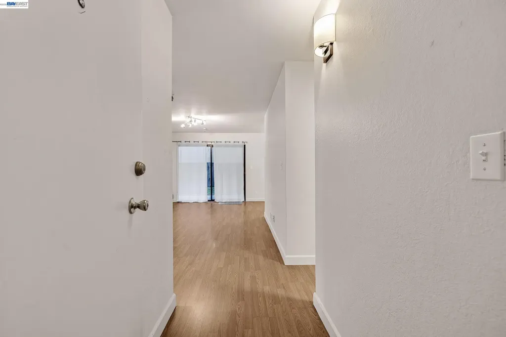 771 Kingston Avenue Oakland CA 94611