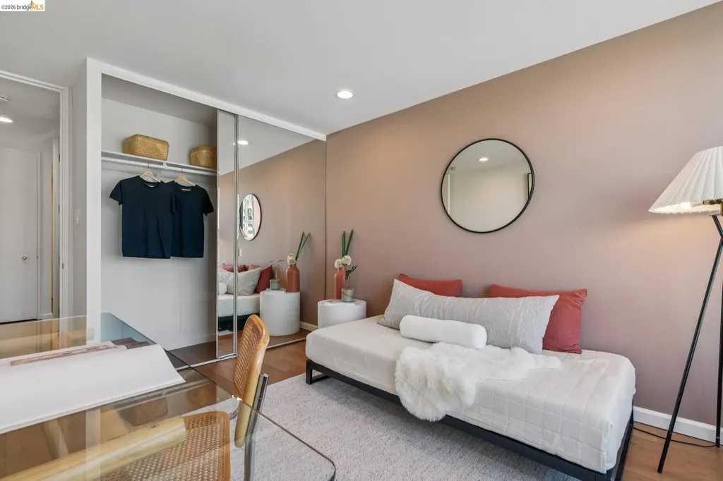 565 Bellevue Avenue Oakland CA 94610