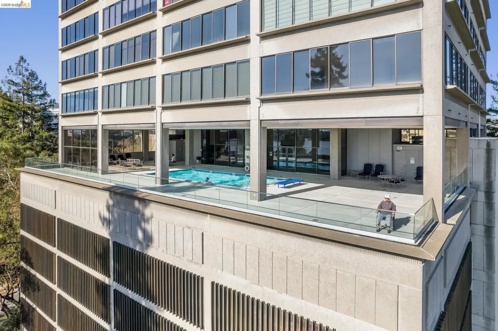 565 Bellevue Avenue Oakland CA 94610
