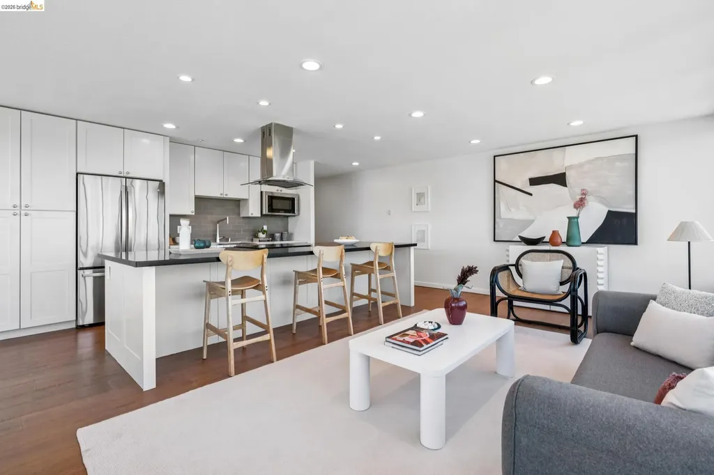 565 Bellevue Avenue Oakland CA 94610