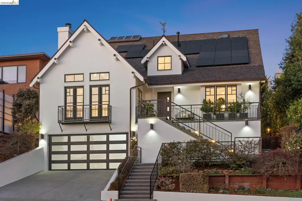 Oakland CA, 5416 Golden Gate Avenue