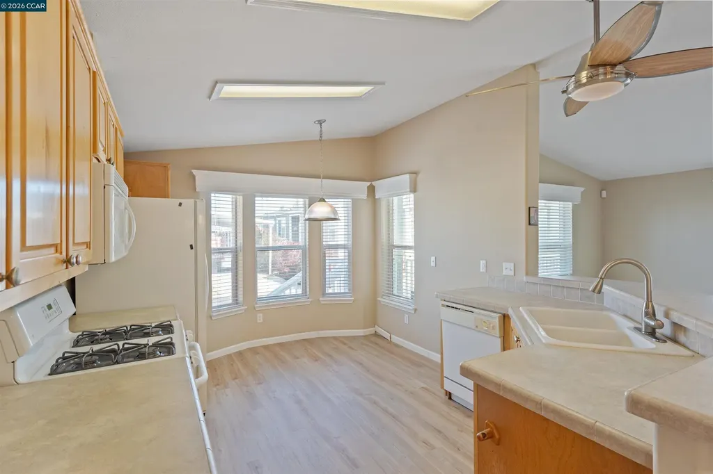 3263 Vineyard Avenue Pleasanton CA 94566