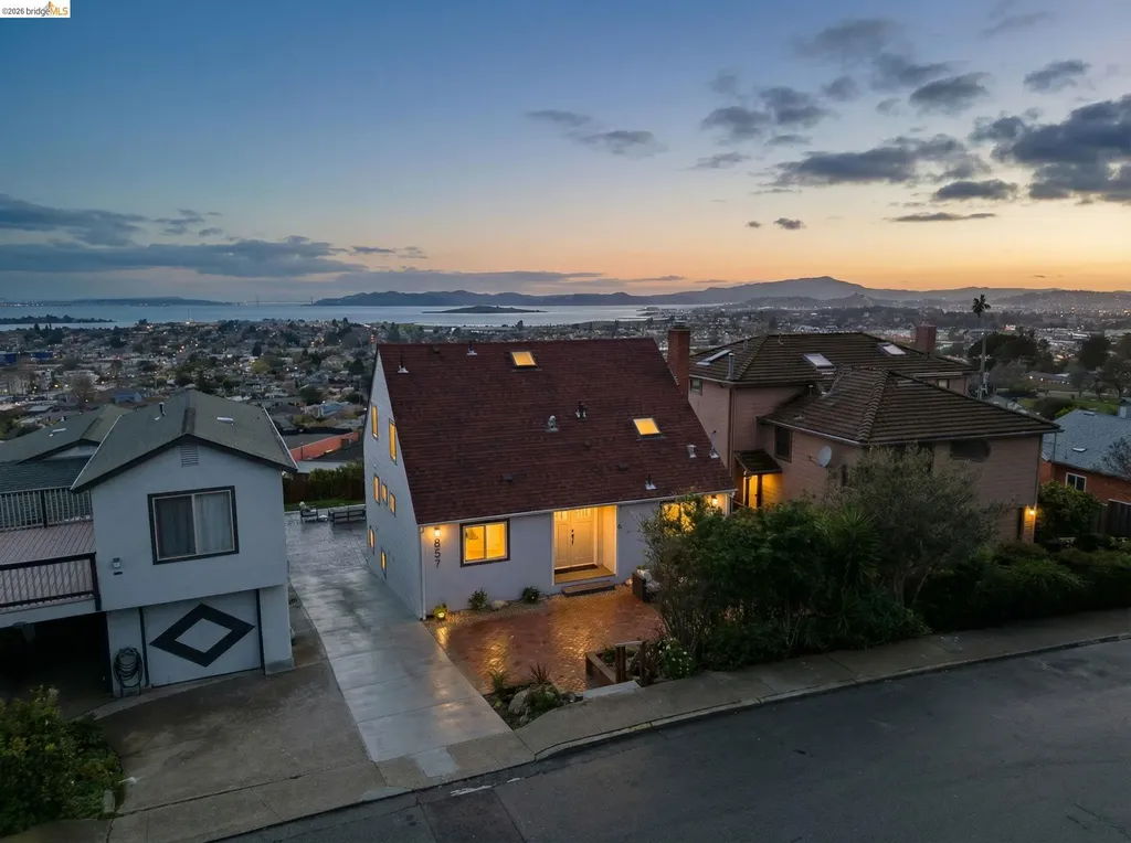 El Cerrito CA, 857 Balra Drive