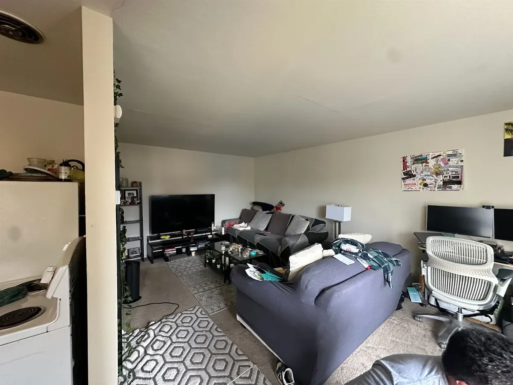 2550 35th Avenue Oakland CA 94601