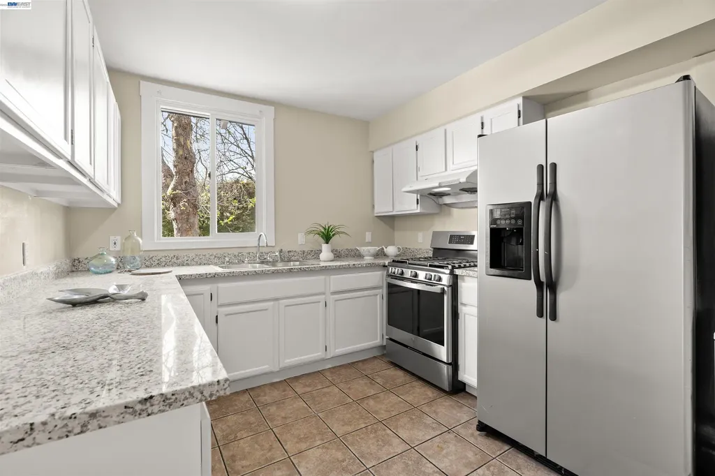 931 Bancroft Way Berkeley CA 94710