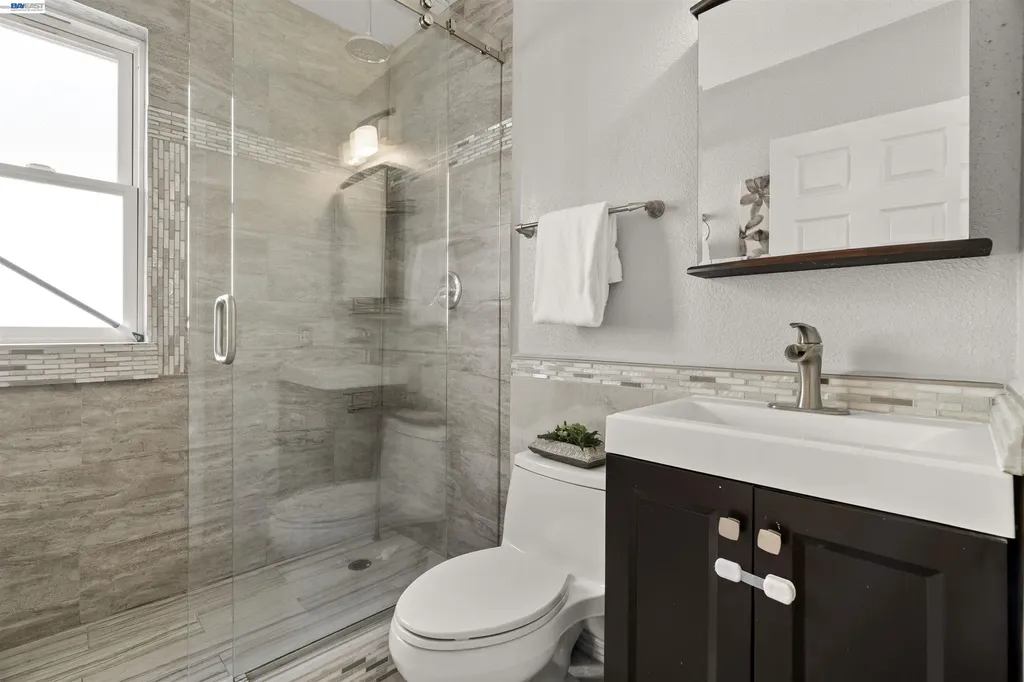 931 Bancroft Way Berkeley CA 94710