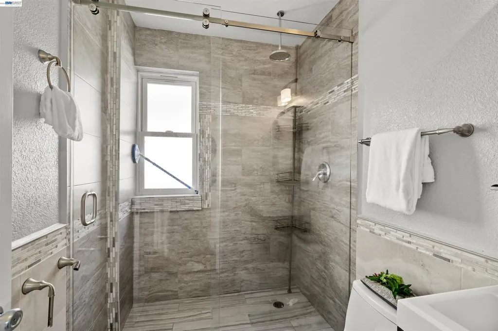 931 Bancroft Way Berkeley CA 94710