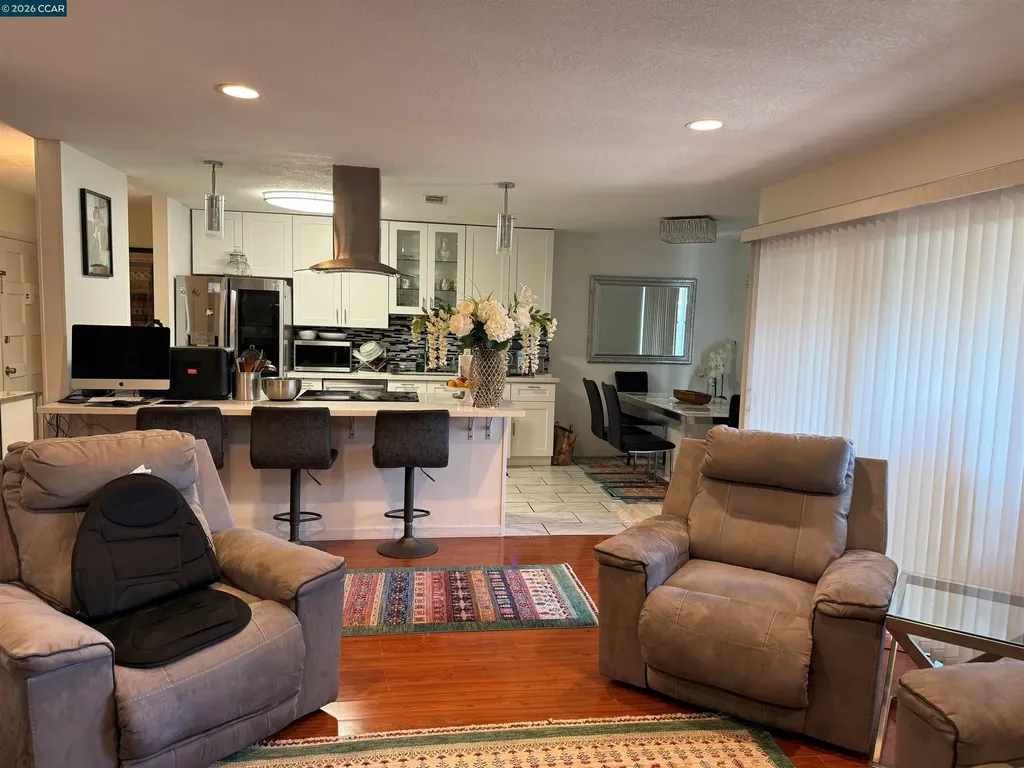 825 Oak Grove Road Concord CA 94518