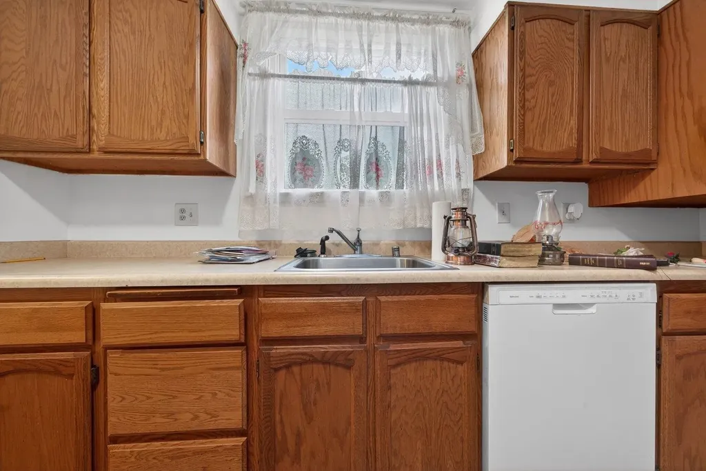 3400 Mirasol Avenue Oakland CA 94605