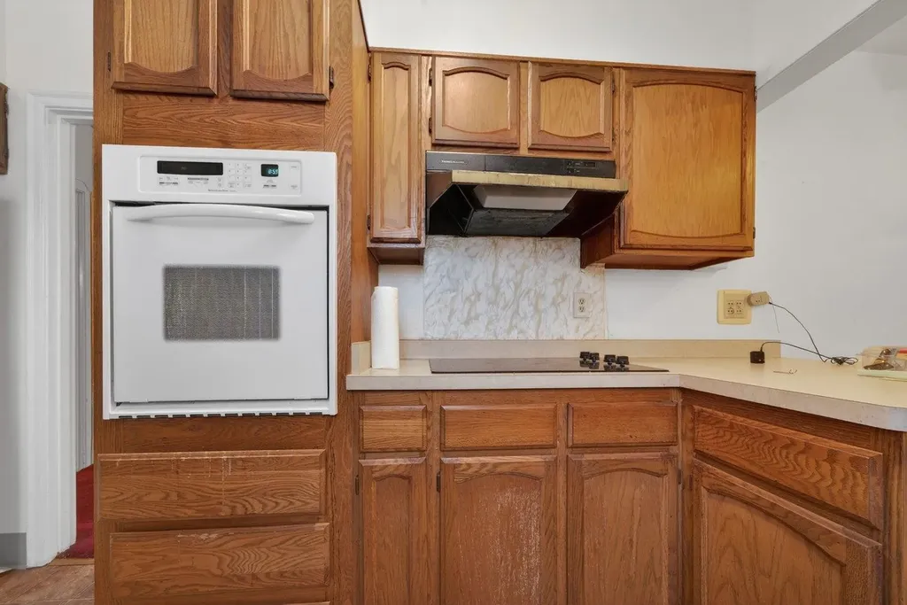 3400 Mirasol Avenue Oakland CA 94605