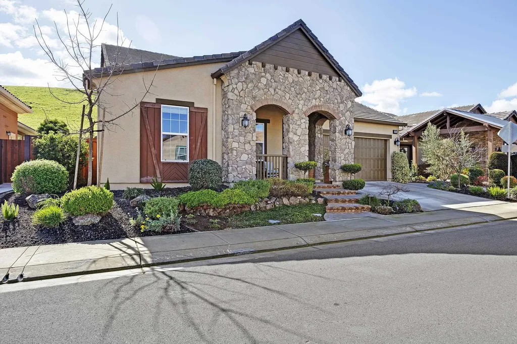 1994 Andalucia Lane Brentwood CA 94513