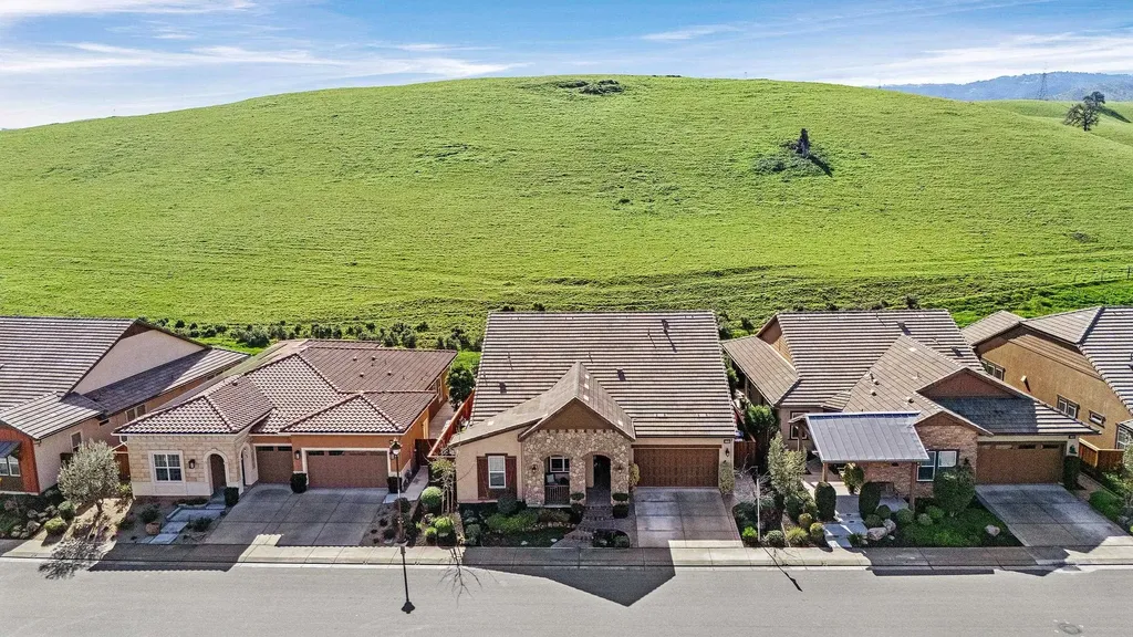 1994 Andalucia Lane Brentwood CA 94513