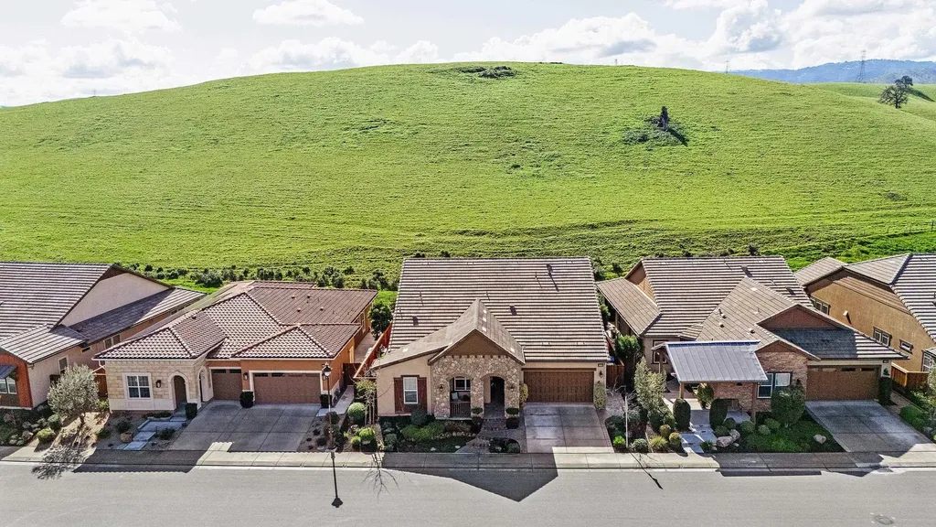 1994 Andalucia Lane Brentwood CA 94513