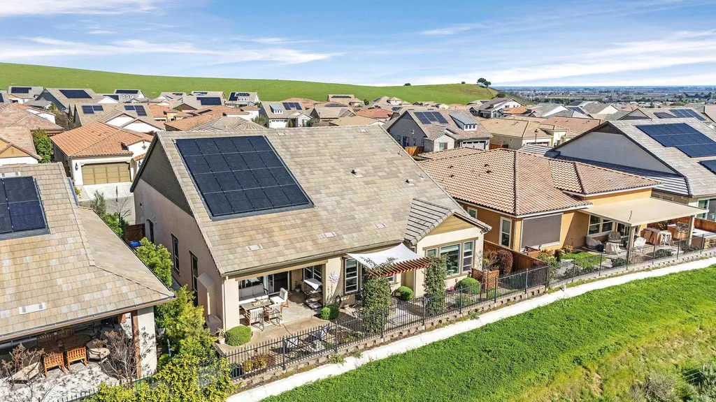 1994 Andalucia Lane Brentwood CA 94513