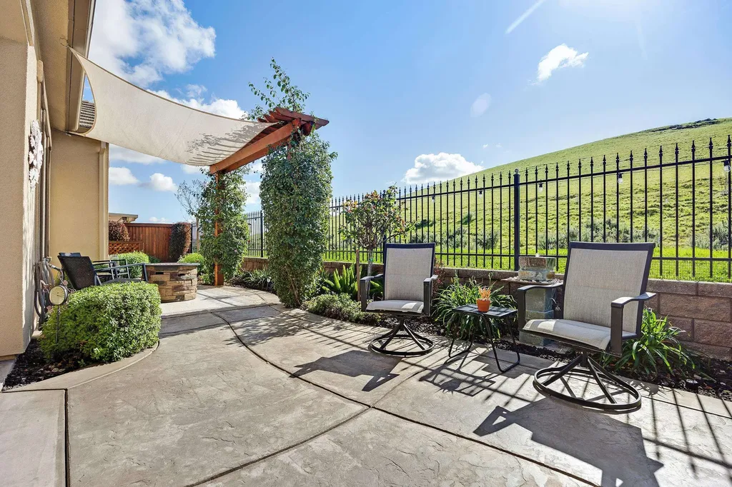 1994 Andalucia Lane Brentwood CA 94513