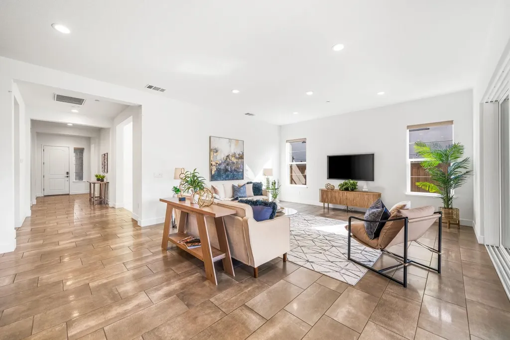 1989 Old Vine Place Brentwood CA 94513