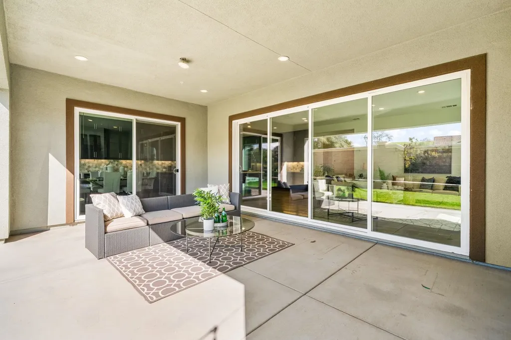 1989 Old Vine Place Brentwood CA 94513